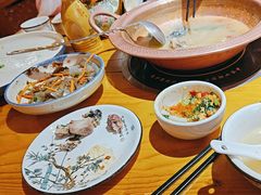 -民食香·腊排骨野生菌美食(木府店)