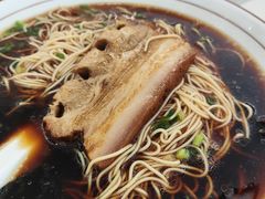 焖肉面-笑来喜馄饨小笼工坊店(湖滨街店)