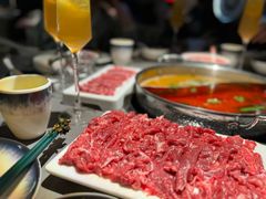 -伴山牛贵州黄牛肉火锅·苗疆非遗艺术餐厅(上海首店)