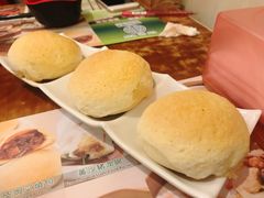 酥皮焗叉烧包-添好运点心专门店(深水埗店)