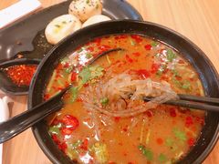 牛肉酸辣粉-小杨生煎(南京东路食品一店)