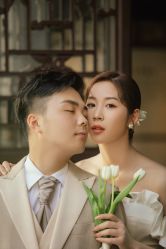 -雪中彩影婚纱摄影·微光艺术中心