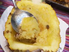 -香巴拉云南餐厅(华莱坞店)