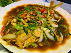 -覃记海鲜美食餐厅