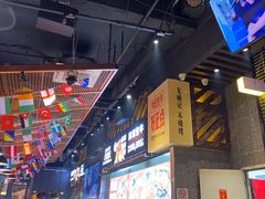 -威记烧嘢·南宁烧烤·超级生牛(绿地店)