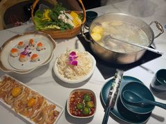 -椰子湾·海南火锅·糟粕醋·椰子鸡(正大广场店)