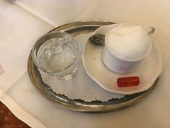 -中央咖啡馆
