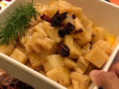 珊瑚藕-老板恋上鱼(荣盛广场店)