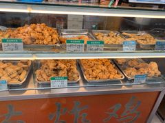 面包甜点陈列柜-春苗炸鸡