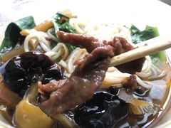 -越洋肖氏老米线(杨家坪店)