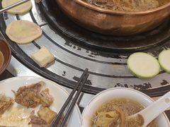 -阿山卓·野生菌火锅·纳西火塘烤肉