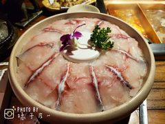 -老牌坊云南鱼豆花火锅(嵩山店)