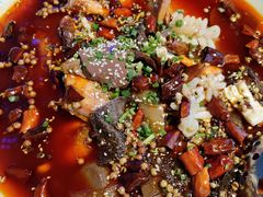 -粉墨特色菜·烧烤音乐酒馆