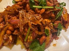 -喝丢一只鞋海鲜烧烤·海肠捞饭(东关街店)
