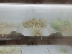 -马路边边麻辣烫联盟路店