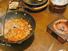 -富正毅三下锅·湘西韵味(天门山索道店)