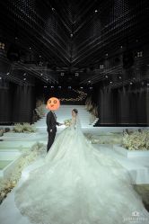 点击看大图 -拉瑞娜LaReine婚纱礼服高级定制