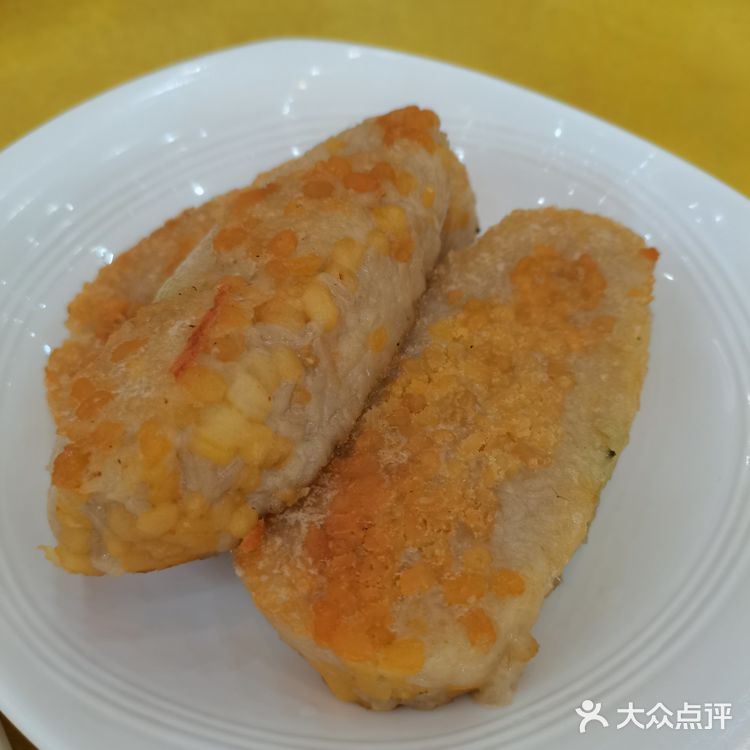 大堂楼层空间够高，大，空气好，坐得舒服「水晶鲜虾饺」
