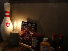 -HIGH FIVE哈福手工汉堡(桂林路店)