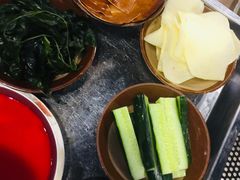 -周幺妹重庆老火锅(银泰城总店)