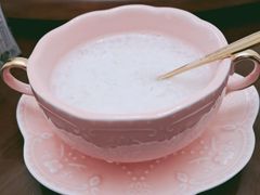 -爱的果实月嫂育婴师(世纪东方店)