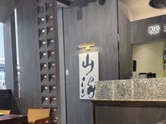 -张翻越·川渝冒菜·武汉黑鸭煲(城北万象城店)