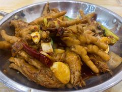 干锅姜辣凤爪-江城燕子大排档(江汉路步行街店)