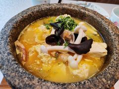 维园特色石锅豆腐-维园悦谱·海派家常菜(乌鲁木齐南路店)