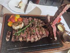 -斯普汇生蚝牛排馆(中骏世界城店)