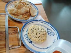 -小放牛炒菜馆(军校店)