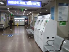 -浙江大学医学院附属口腔医院湖滨（延安）院区