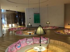 -涨巢·潮玩水疗局