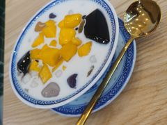 -黄氏水牛奶甜品世家(空港新天地店)