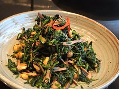 青年拌菜-青年公社烤鸭(宝杨宝龙广场店)