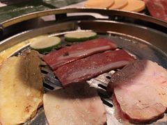 -哈哈碳都·牛肋条无限自助烤肉(台江万达店)