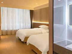 -蓝地时尚庄园(北京清河营地铁站店)