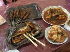 -新疆风味冷水鱼庄(友谊峰路店)