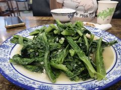 -老钟家烤羊排·敦伊阁清真餐厅胡羊焖饼