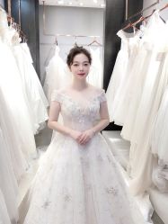 -艾米丽婚纱礼服