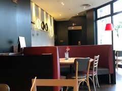 大堂-必胜客(大坪英利店)