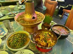 -浩海火燒雲傣家菜(芮欧百货店)