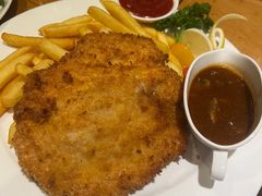 -兰特伯爵西餐厅·啤酒屋(方庄店)