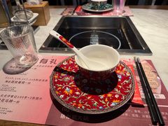 -尚尚仙·酸汤猪手·猪肚鸡火锅(华联万柳购物中心店)