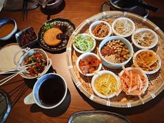 -包整·丝娃娃(一览甲秀楼风景店)