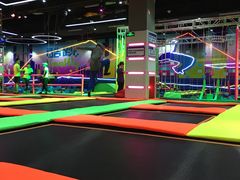 -酷跳蹦床主题公园(万胜广场店)