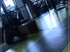 -LikingFit24小时健身•普拉提(张江店)