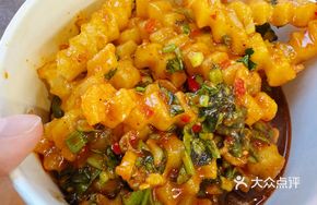 Dai-style Sour and Spicy Wolf's Tooth Potato