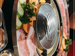 -哈哈碳都·牛肋条无限自助烤肉(宝龙店)