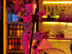 -Mx.cocktail bar