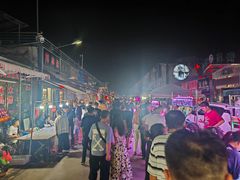 -中环花鸟鱼虫市场